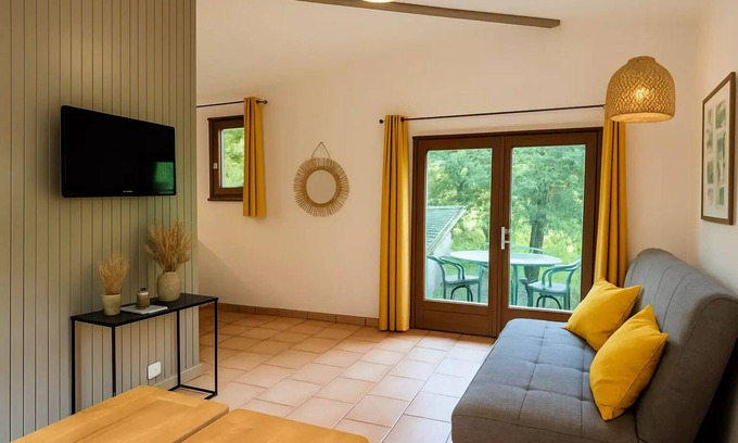 Brassac Villa | Camboussel Holiday Village *** - Cottage escape 4 people