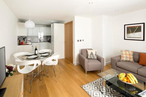 Tower Hill Apartamento | Cambric by Aeria Apartments