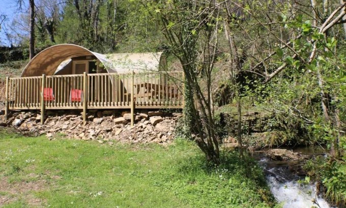 Saint-Constant-Fournoules Casa | Camping 3 étoiles - Piscine - eec0ca