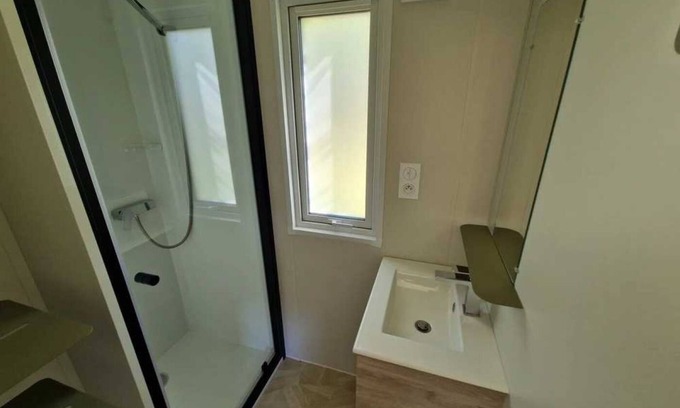 Saint-Geniez-d'Olt Casa | Camping 4 étoiles - Parc aquatique - efah0f