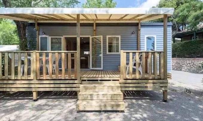 Chateauneuf-de-Galaure Casa | Camping Le Château de Galaure**** - Comfort 4-room mobile home for 6 people