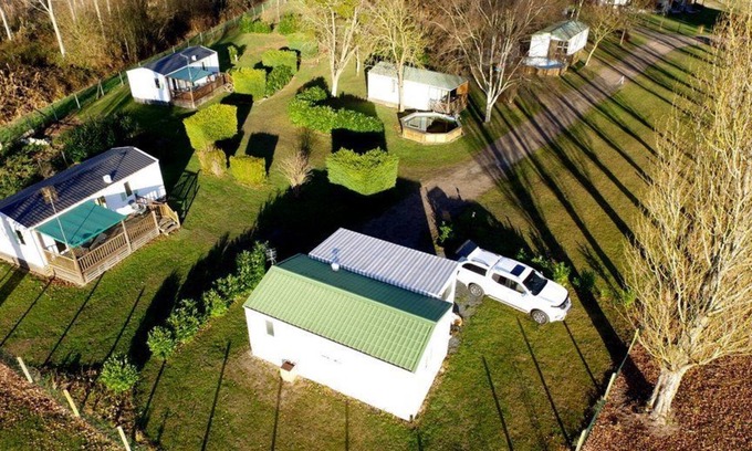 Rivarennes Alquiler De RV | Camping les Terrasses de Rivarennes