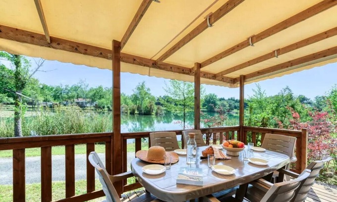 Saint-Sornin Casa | Camping maeva Escapades Les Étangs Mina *** - Mobile Home Premium 4 Rooms 6/8 People Pond Side + TV