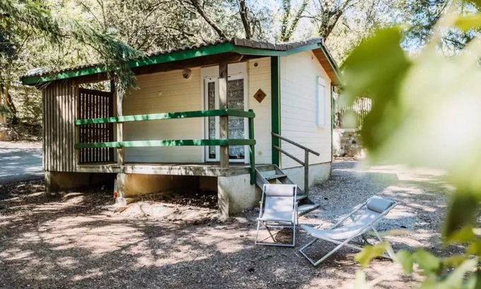 Cendras Chalet De Esquí | Camping Sunêlia La Clémentine **** - Chalet Confort 20m² - 1 chambre - Terrasse couverte 10m² 5 personnes