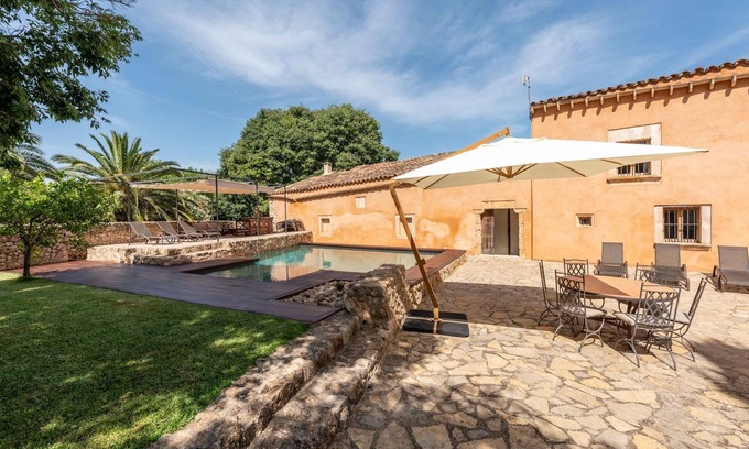 Buger Casa | Can Mir con piscina y cerca de la playa