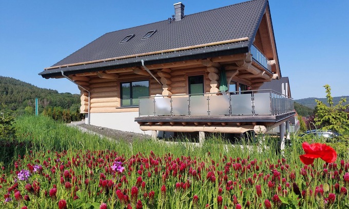 Langweiler Chalet De Esquí | Cabañas canadienses con vista al lago y al parque nacional / nuevo edificio!
