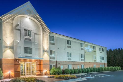 Hopewell Hotel | Candlewood Suites Hopewell - Fort Lee by IHG