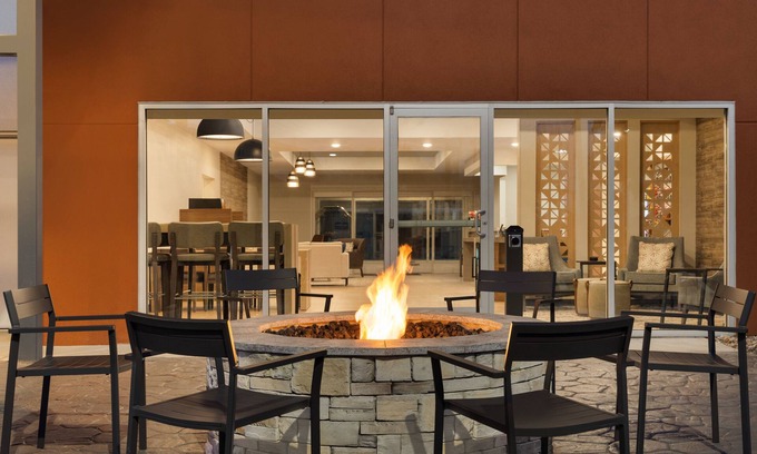 Lexington Hotel | Candlewood Suites Lexington Medical District by IHG