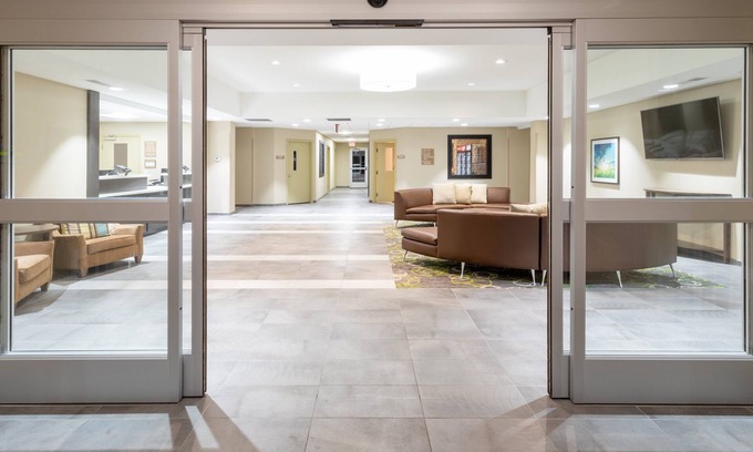 Rochester Hotel | Candlewood Suites Rochester Mayo Clinic Area by IHG