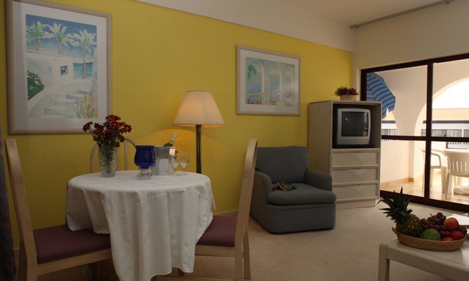 Madeira Island Complejo | Caniço Bay Apartments