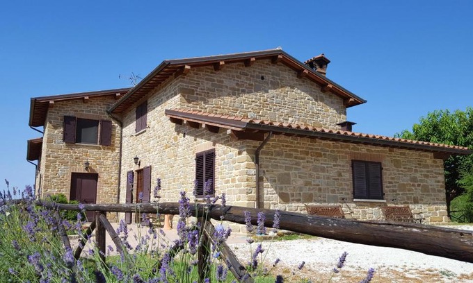 Gubbio Casa | Cannabis Clinic & Restaurant