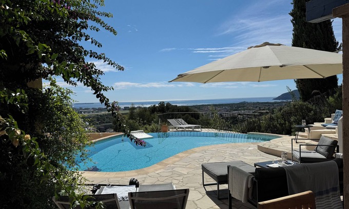 Mandelieu-La-Napoule Villa | Cannes, Provence. Villa with sensational sea views and infinity saltwater pool