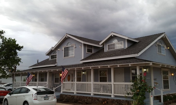 Williams Casa | Canyon Country Inn