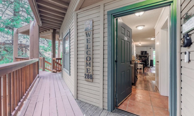 Ruidoso Condominio | Canyon Creek Lodge 208 - Wildcat Den