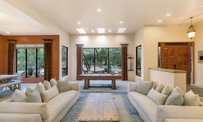 Tucson Casa | Canyon View: Treat Yourself-You Deserve It!