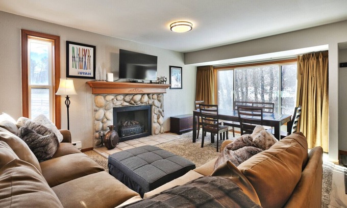 South Snyderville Basin Apartamento | 2 habitaciones frente a Park City Canyons Village Views!