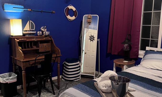 Lakeland Casa | Captains Quarters at Opal Oaks Micro Resort