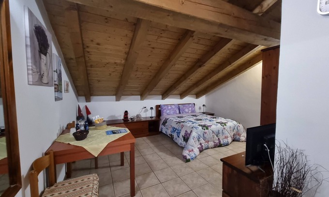 Pinzolo Alquiler De RV | Caravana 'Adamello 2' con Wi-Fi