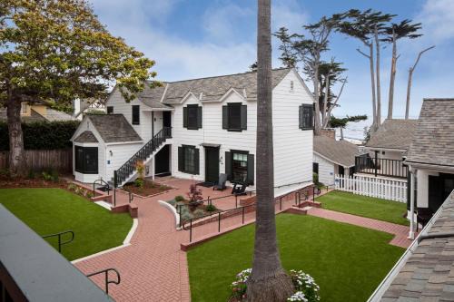 Golden Rectangle Hotel | Carmel Beach Hotel