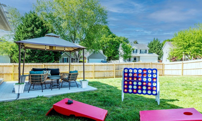 Charlotte Casa | ❤️ Carowinds 2Miles, Fully Fenced Yard, 2,000sq ft House, 5Min Highway ❤️