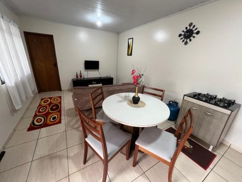 Santa Felicidade Casa | Casa aconchegante fácil acesso Br 277 e Aeroporto