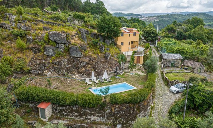 Mondim de Basto Casa | Casa Amarela - Mondim de Basto