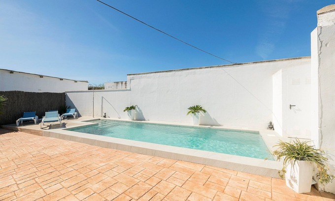 Parque Natural Breña y Marismas de Barbate Villa | Casa Azul - Villa Con Piscina Privada. Wifi Gratis