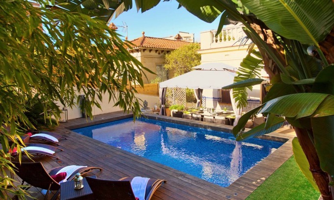 La Font d'en Fargues Villa | Casa Cartella - Ocho Habitaciones Villa, Capacidad 16