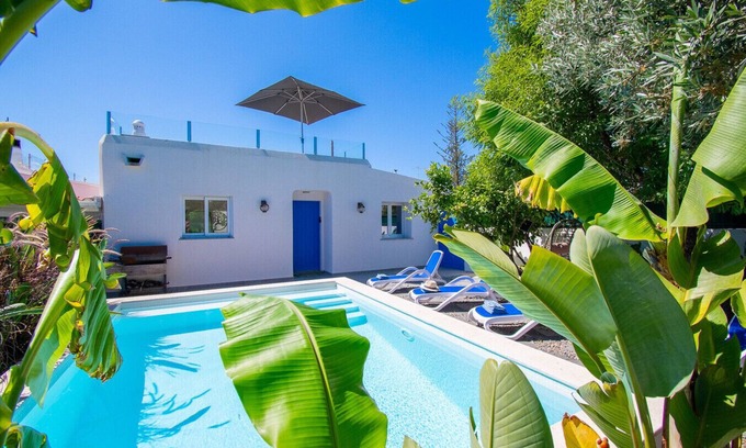 Vale de Covo Chalet De Esquí | Casa Colmeia: Your perfect retreat!
