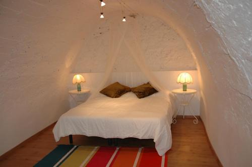 Montsonis Apartamento | Casa con chimenea y vista al valle - Cal Valeriet