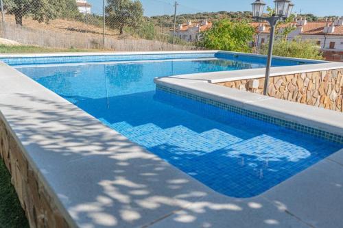 Ruidera Apartamento | Casa con jardín y piscina privada