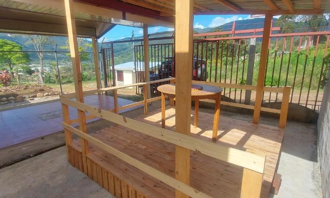 Santa María Casa | Casa con vista a valle de Dota y zona cafetalera