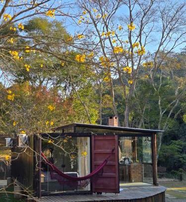 Miguel Pereira Casa | Casa Container com Hidro ao Ar Livre e Vista para a Natureza Miguel Pereira