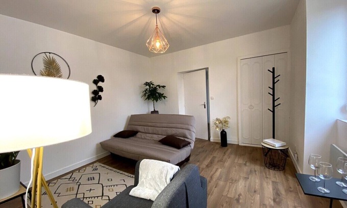 Monplaisir Apartamento | Casa Cosy : Spacious T2 - Parking - Quiet