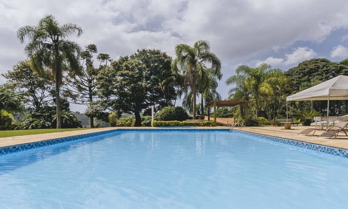 Portao Casa | Casa de campo em Atibaia com Lareira e Piscina
