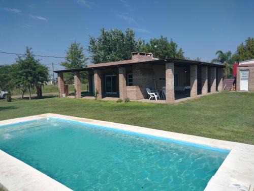 Presidente Roca Casa | Casa de campo Los Cardenales