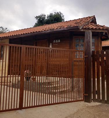 Miguel Pereira Casa | Casa de Madeira no Centro