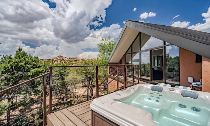 Tesuque Casa | Casa De Novo-Two Homes on Five Private Acres