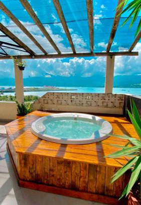 Praia Grande Casa | Casa de praia com vista para o mar