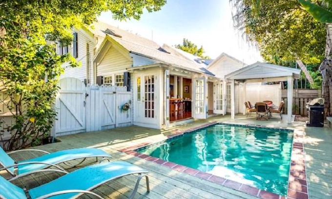 Meadows Casa | Casa de Rosalie by AvantStay | Great Location w/ Pool, BBQ & Outdoor Dining