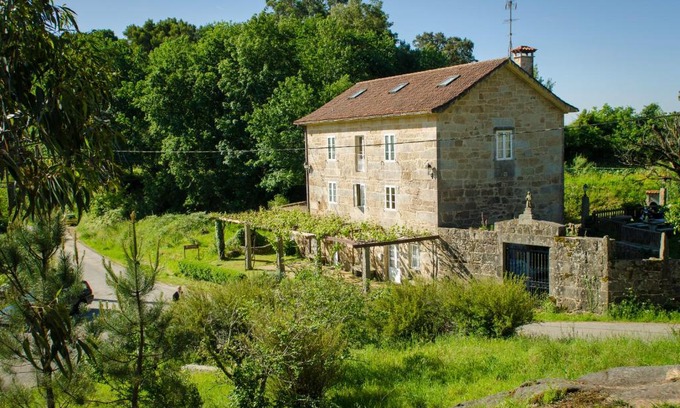 Bealo Casa | Casa de Turismo Rural Os Petroglifos