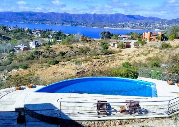 Villa Carlos Paz Casa | casa del lago -villa carlos paz