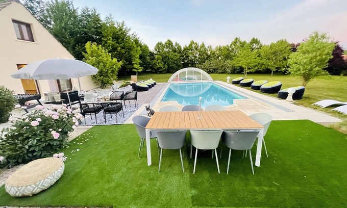 Saint-Martin-d'Ordon Casa | Casa Del sol Burgundy