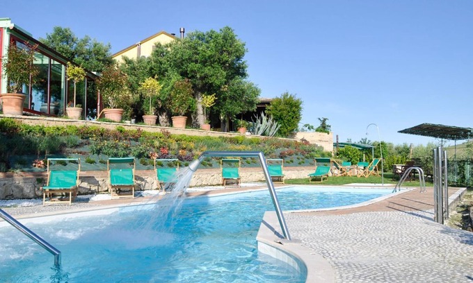 Acquaviva Picena Villa | Casa Dhanu - Seis Habitaciones Villa, Capacidad 14