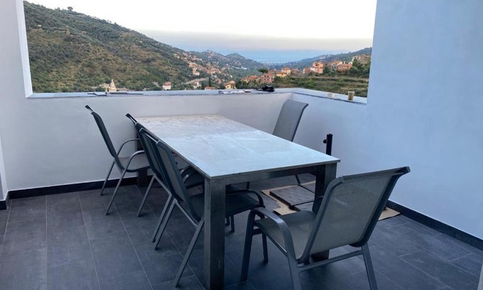 Dolcedo Casa | Casa Diciotto
