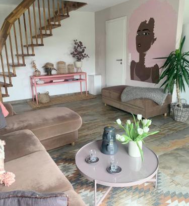 Bielefeld Casa | Casa Diego Bielefeld mit Garten