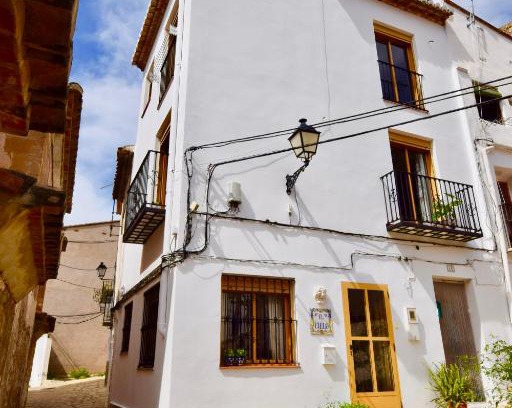 Chulilla Casa | Casa El Cielo, in the heart of Old Town