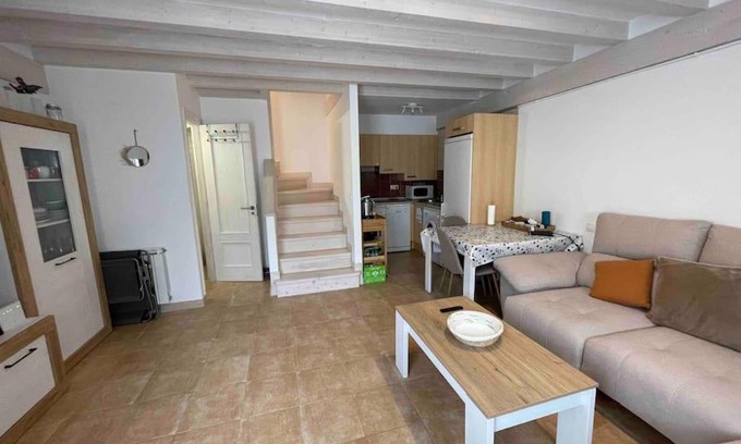 Arredondo Casa | Casa en la montaña con piscina de temporada