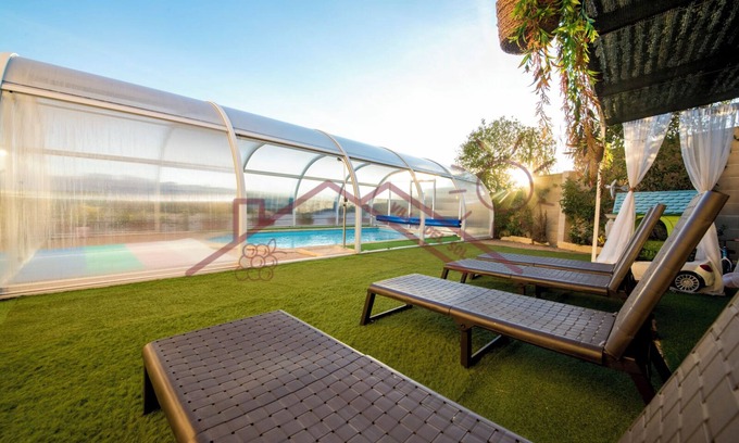 Méntrida Casa | Refugio rural con piscina climatizada y mascotas bienvenidas en Méntrida