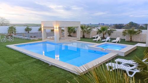 Fuentes de Andalucia Casa | Casa FERTONIA